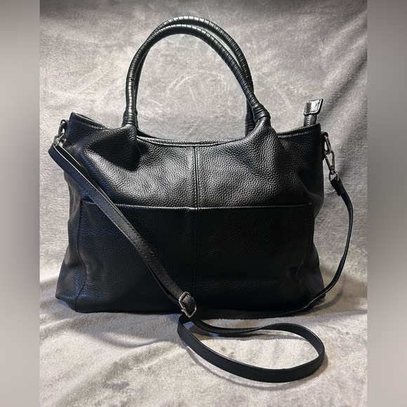 Vairena Handbags - Vairena Ultra Rare Italian Pebbled Leather Shoulder Bag w/ Silver Hardware